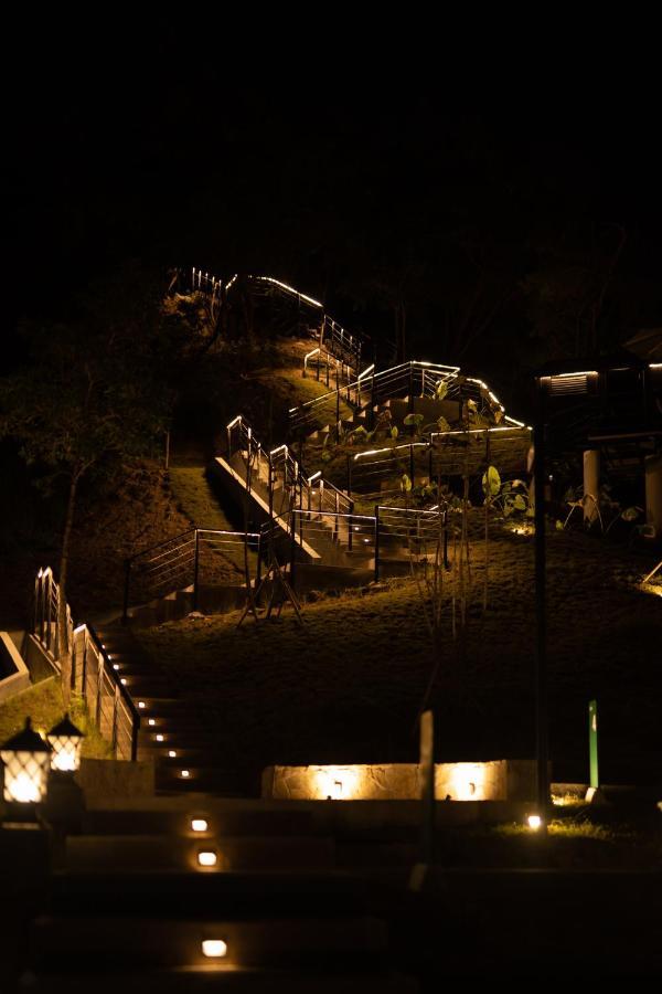 Bobocabin Umarato, Sumba Waikabubak 外观 照片