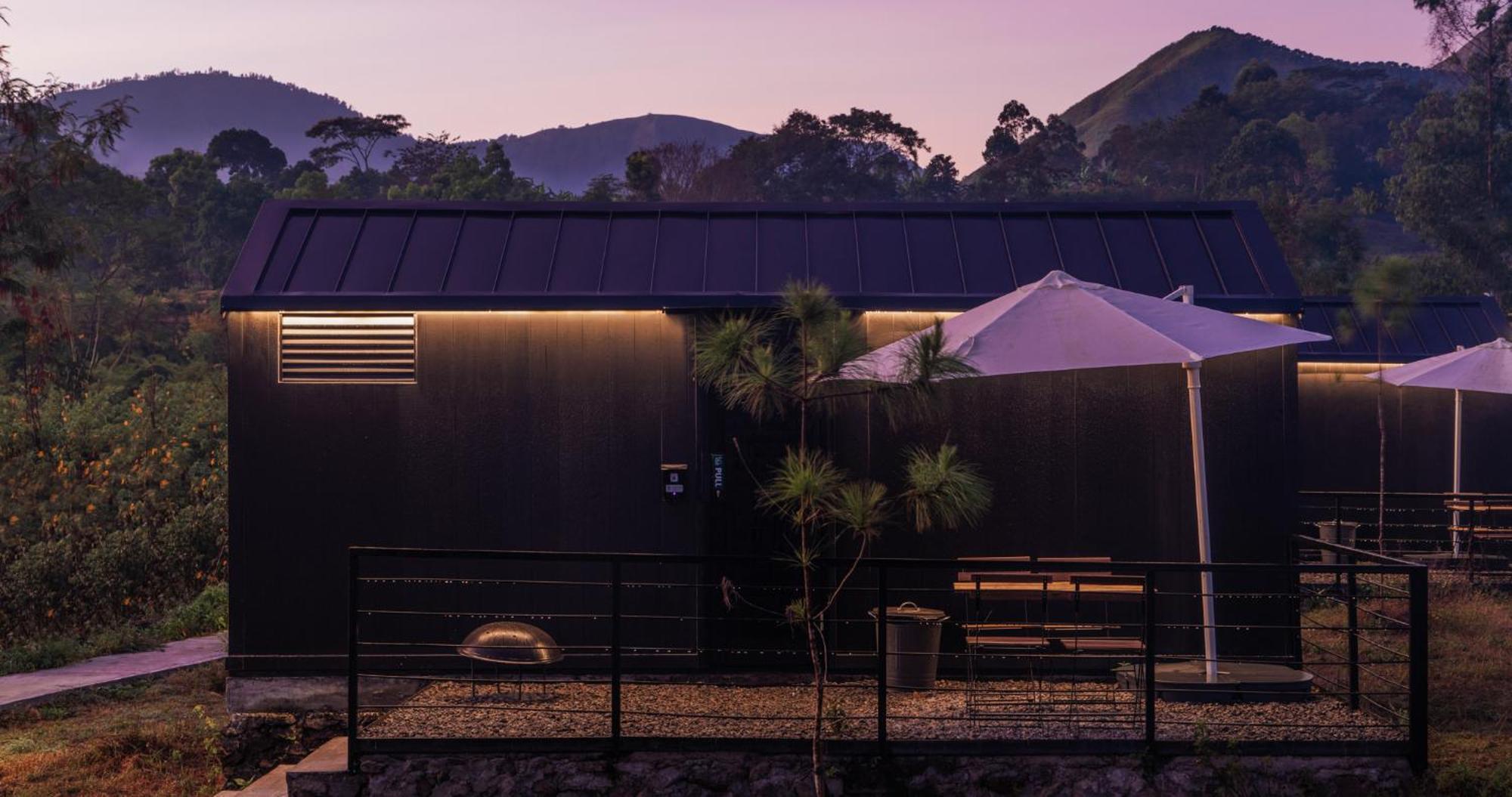 Bobocabin Umarato, Sumba Waikabubak 外观 照片